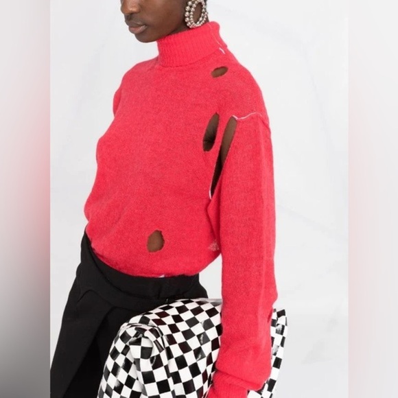 Maison Margiela MM6 Distressed Alpaca Red Turtleneck Sweater - Picture 3 of 11